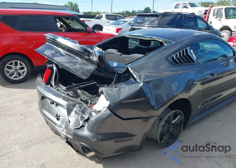 2017 Ford Mustang V6 z USA, uszkodzony, nr VIN 1FA6P8AM4H5301946